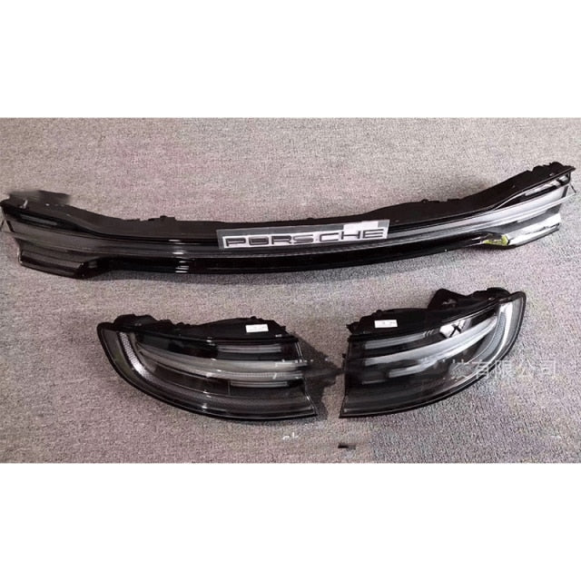 A Set LED Tail Light Assembly For Porsche Macan 2014-2017 Driving light + brake light + turn signal Car Accessories